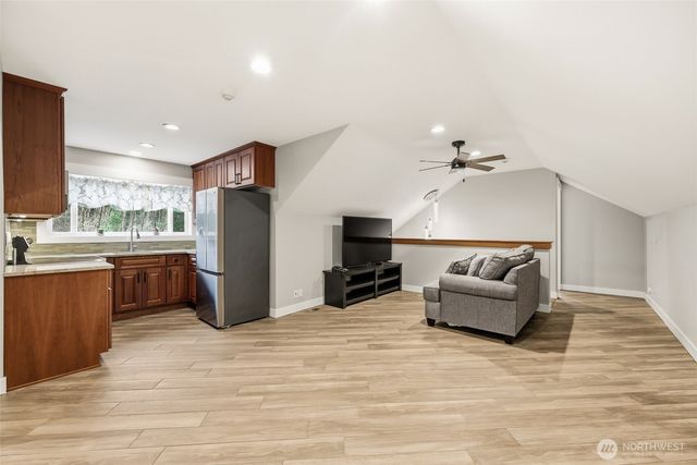 10717 212th Street E, Graham, WA 98338