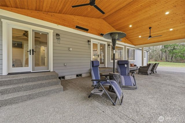 10717 212th Street E, Graham, WA 98338