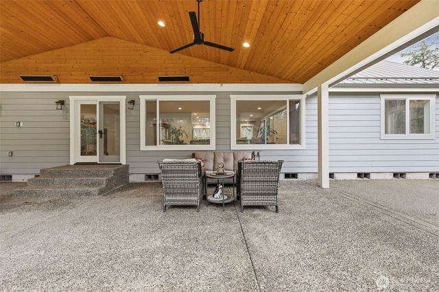 10717 212th Street E, Graham, WA 98338