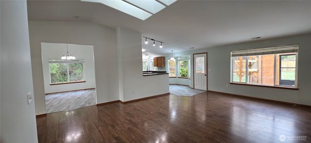 3710 W Edgewood, Port Angeles, WA 98362