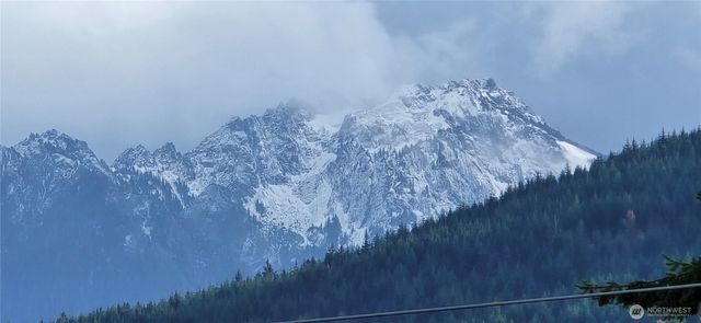 3710 W Edgewood, Port Angeles, WA 98362