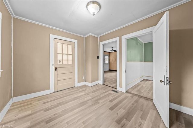 210 W Balfour Avenue, Asheboro, NC 27203