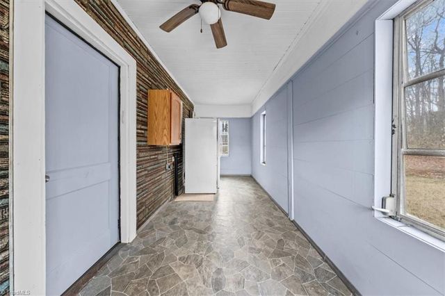 210 W Balfour Avenue, Asheboro, NC 27203