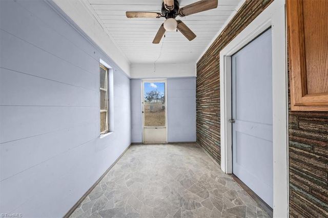 210 W Balfour Avenue, Asheboro, NC 27203