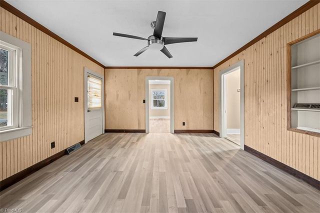 210 W Balfour Avenue, Asheboro, NC 27203