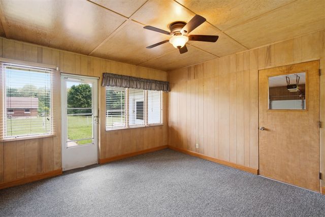 9072 Douglas Avenue, Kalamazoo, MI 49009