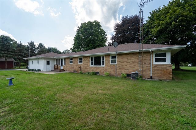 9072 Douglas Avenue, Kalamazoo, MI 49009