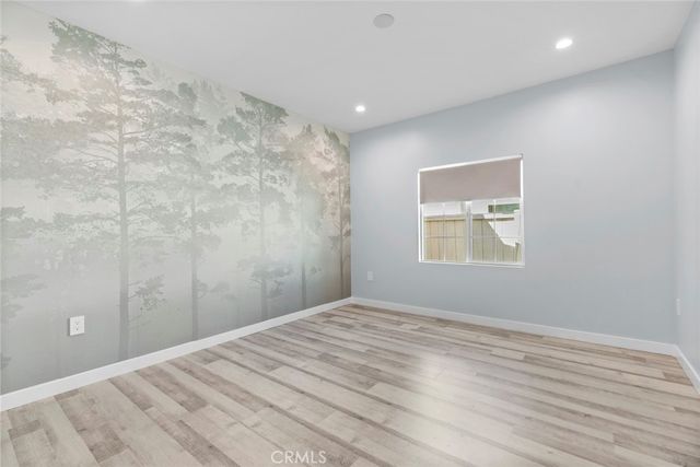 545 Ivy, Glendale, CA 91204