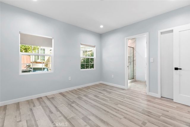 545 Ivy, Glendale, CA 91204