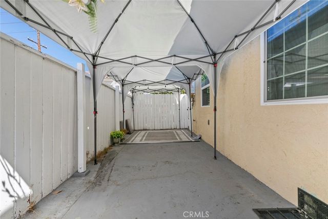 545 Ivy, Glendale, CA 91204