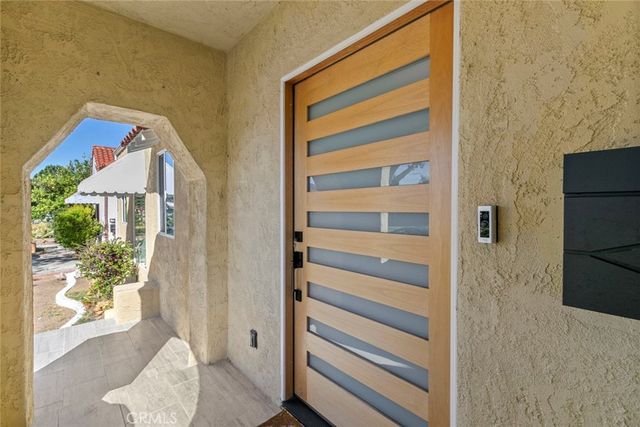 545 Ivy, Glendale, CA 91204