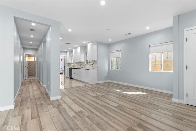 545 Ivy, Glendale, CA 91204