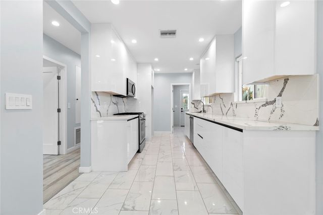 545 Ivy, Glendale, CA 91204