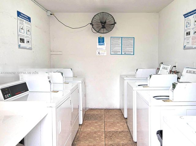 7324 SW 82nd St B206, Miami, FL 33143