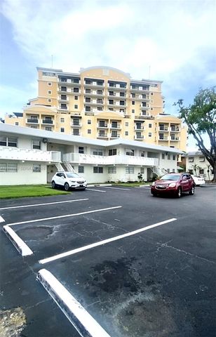 7324 SW 82nd St B206, Miami, FL 33143