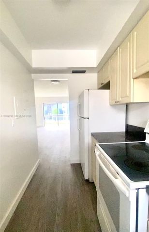 7324 SW 82nd St B206, Miami, FL 33143