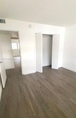 7324 SW 82nd St B206, Miami, FL 33143