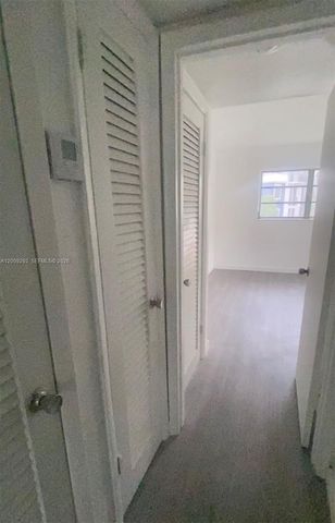 7324 SW 82nd St B206, Miami, FL 33143