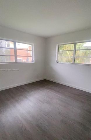 7324 SW 82nd St B206, Miami, FL 33143