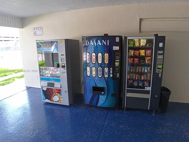 7324 SW 82nd St B206, Miami, FL 33143