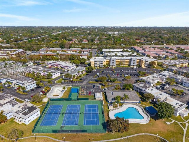 7324 SW 82nd St B206, Miami, FL 33143