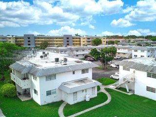7324 SW 82nd St B206, Miami, FL 33143