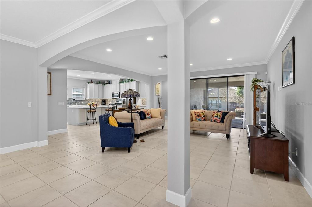 Image 12 of property listing at 1282 ZEEK RIDGE STREET, Clermont, FL 34715