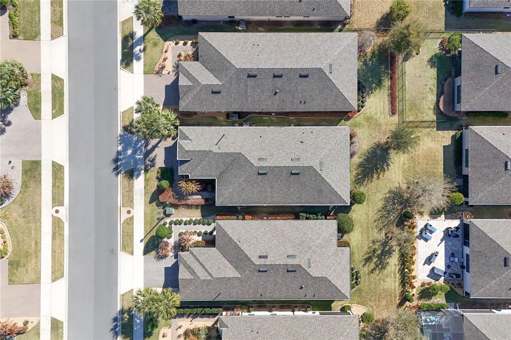 Image 29 of property listing at 1282 ZEEK RIDGE STREET, Clermont, FL 34715