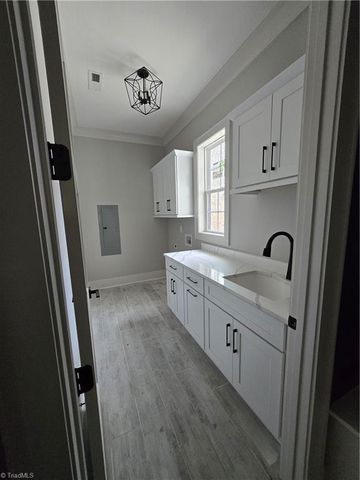 1200 Devlin Court, High Point, NC 27262