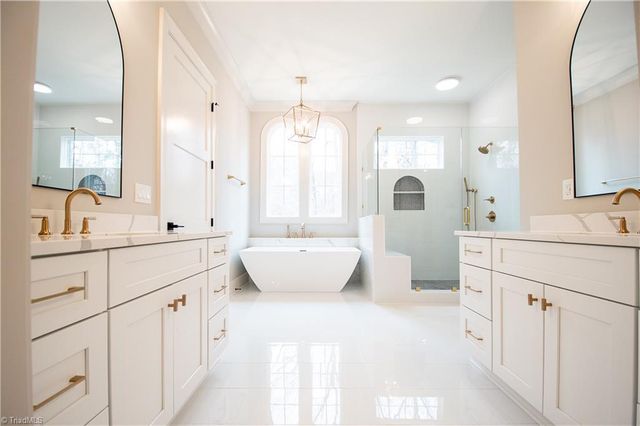 1200 Devlin Court, High Point, NC 27262