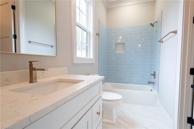 1200 Devlin Court, High Point, NC 27262