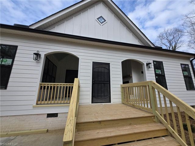 1200 Devlin Court, High Point, NC 27262