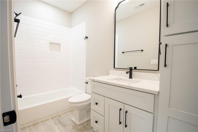 1200 Devlin Court, High Point, NC 27262