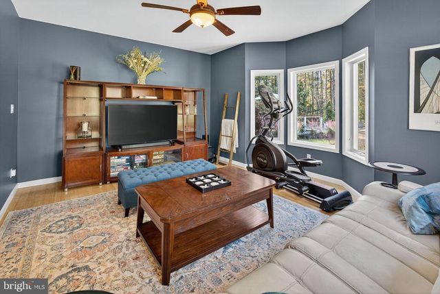 700 BATTLE MOUNTAIN RD, Amissville, VA 20106