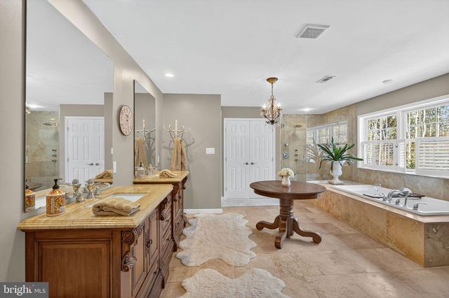 700 BATTLE MOUNTAIN RD, Amissville, VA 20106