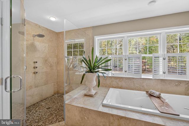 700 BATTLE MOUNTAIN RD, Amissville, VA 20106