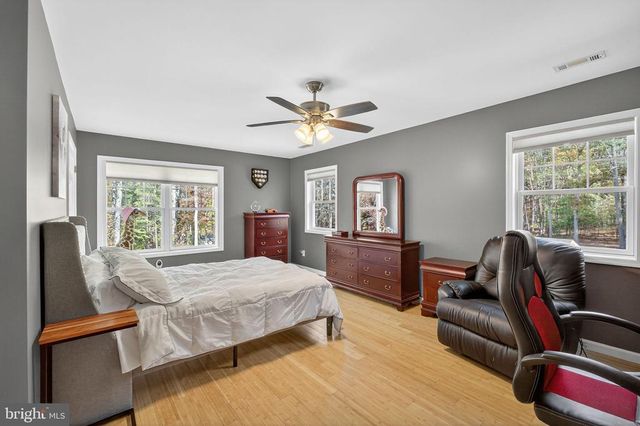 700 BATTLE MOUNTAIN RD, Amissville, VA 20106