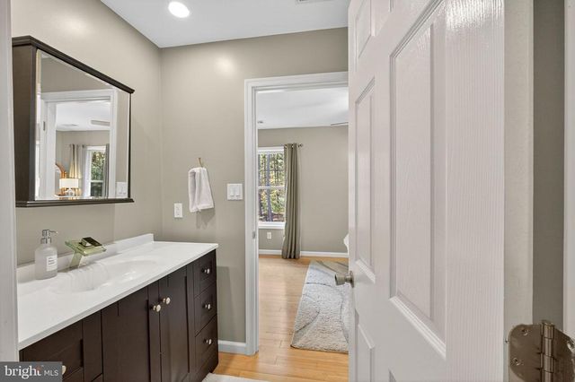 700 BATTLE MOUNTAIN RD, Amissville, VA 20106