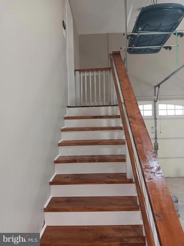 700 BATTLE MOUNTAIN RD, Amissville, VA 20106