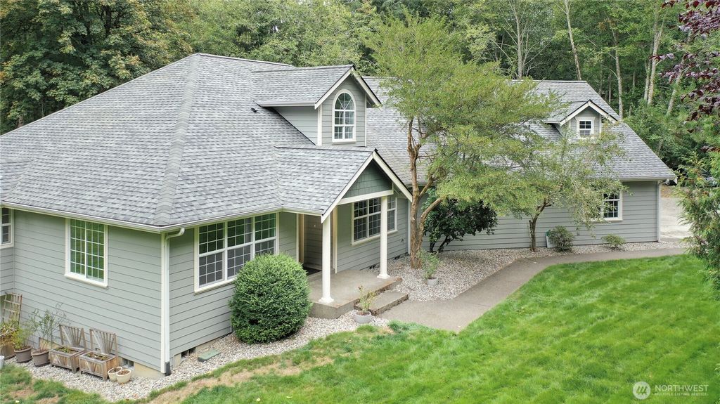 3841 Mari Lane SE, Olympia, WA 98513