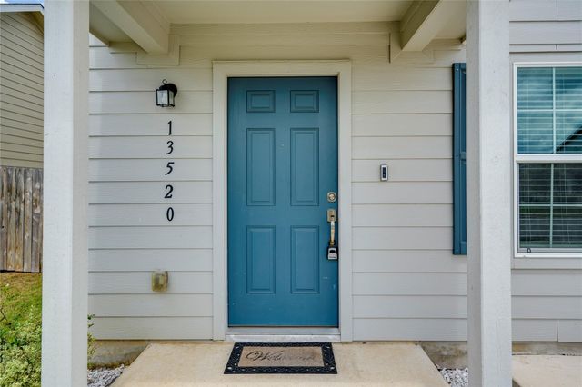 13520 Knights Branch DR, Elgin, TX 78621