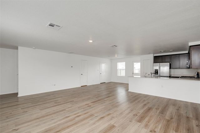 13520 Knights Branch DR, Elgin, TX 78621