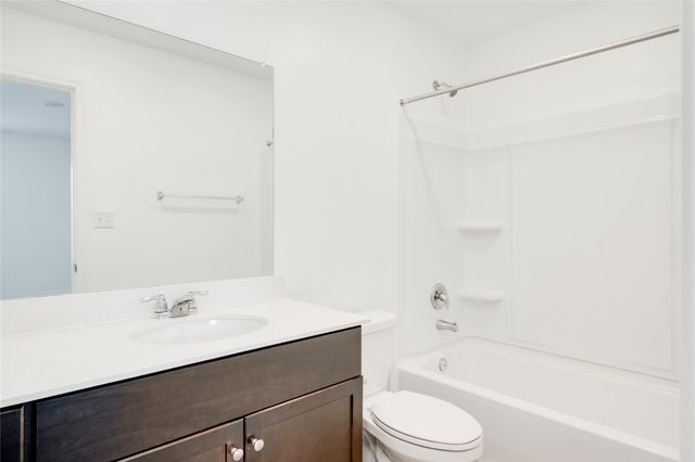 13520 Knights Branch DR, Elgin, TX 78621