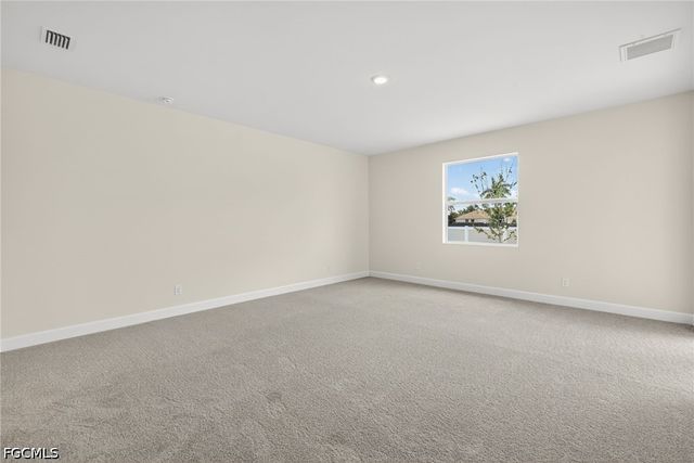 1748 NW 19th ST, Cape Coral, FL 33993