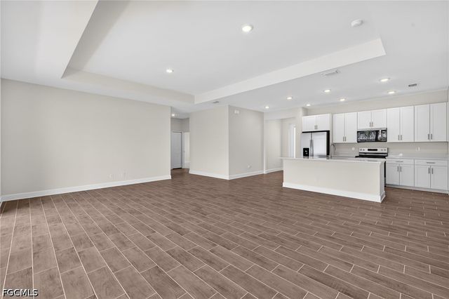 1748 NW 19th ST, Cape Coral, FL 33993