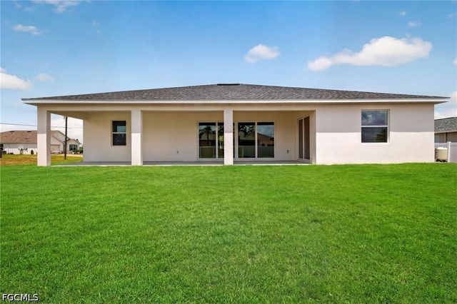 1748 NW 19th ST, Cape Coral, FL 33993
