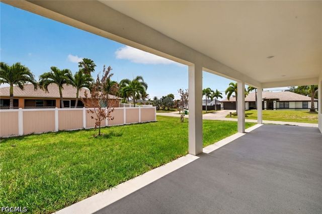 1748 NW 19th ST, Cape Coral, FL 33993