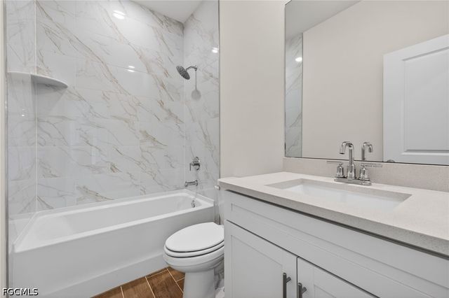 1748 NW 19th ST, Cape Coral, FL 33993