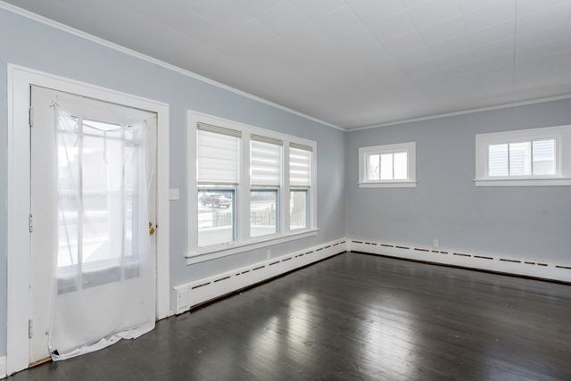 1318 N Jackson Street, Waukegan, IL 60085