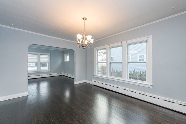 1318 N Jackson Street, Waukegan, IL 60085